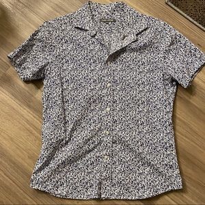 Slate & Stone Short Sleeve Button Down Medium